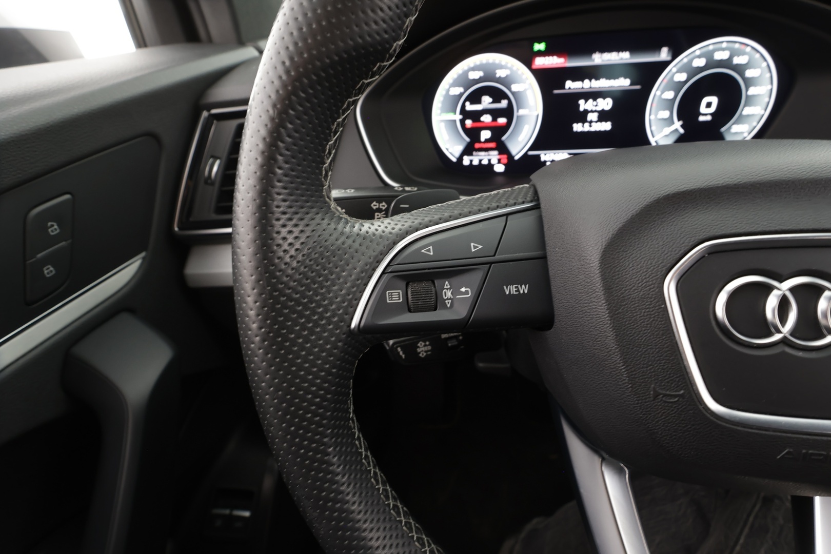 AUDI Q5 2022