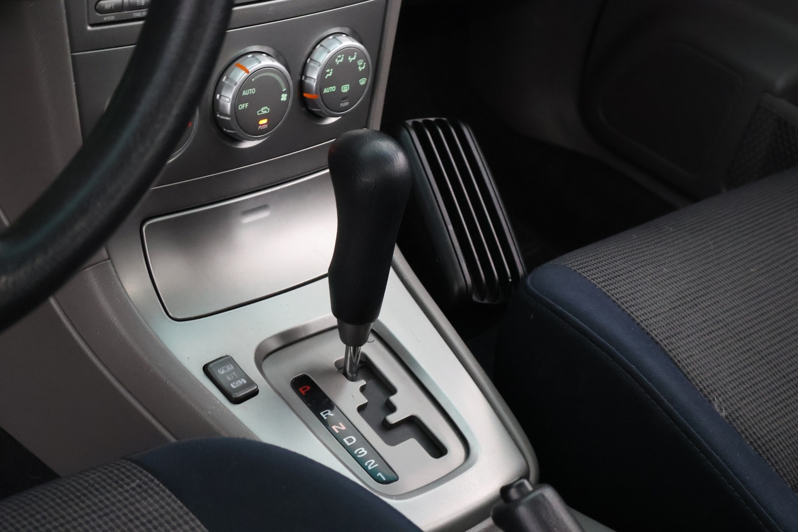 SUBARU Forester 2006