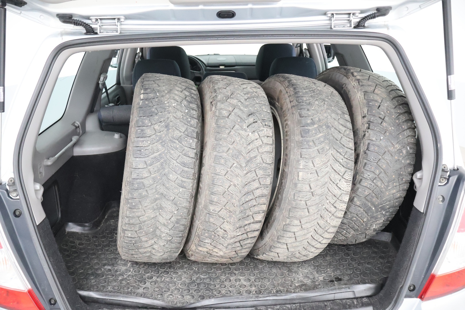 SUBARU Forester 2006