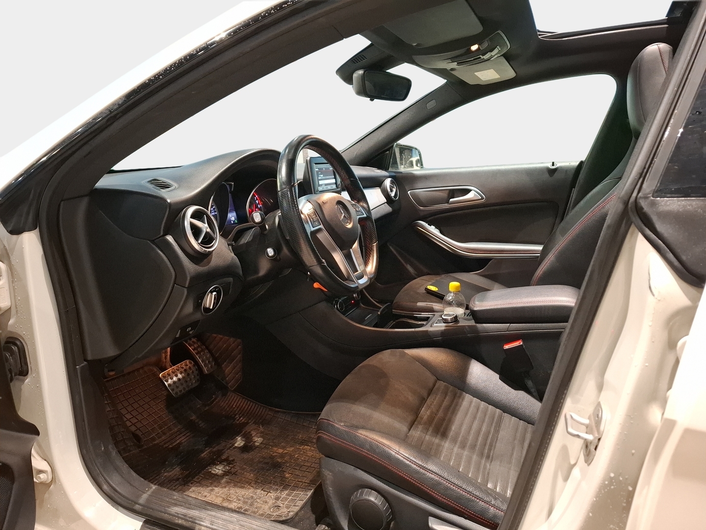 MERCEDES-BENZ CLA 2014