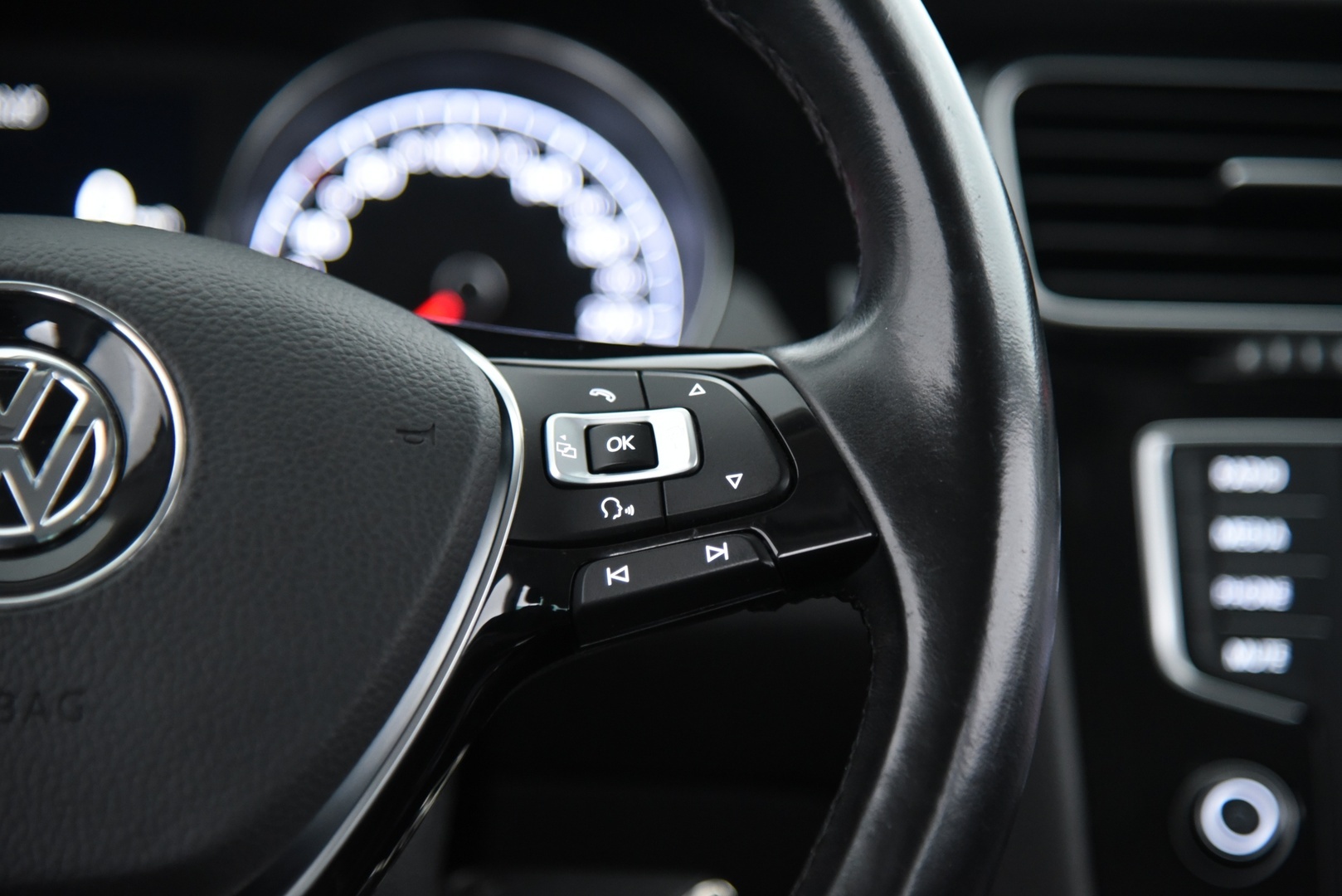 VOLKSWAGEN Golf 2015