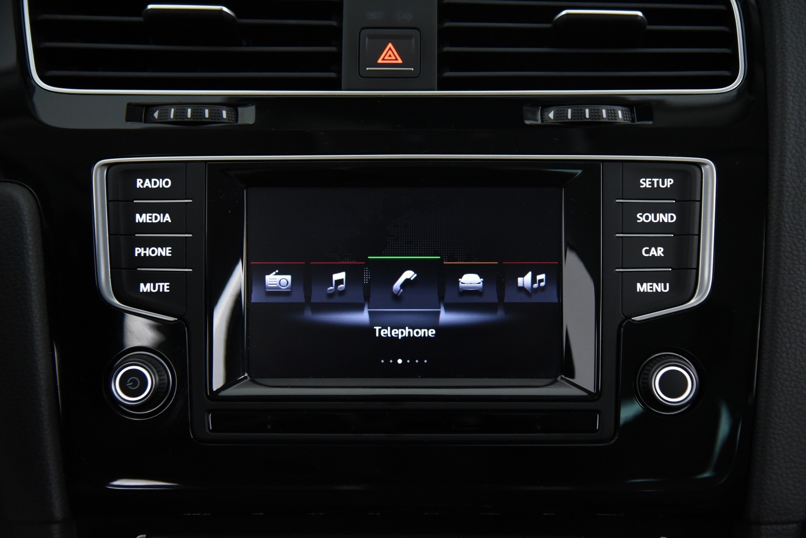 VOLKSWAGEN Golf 2015