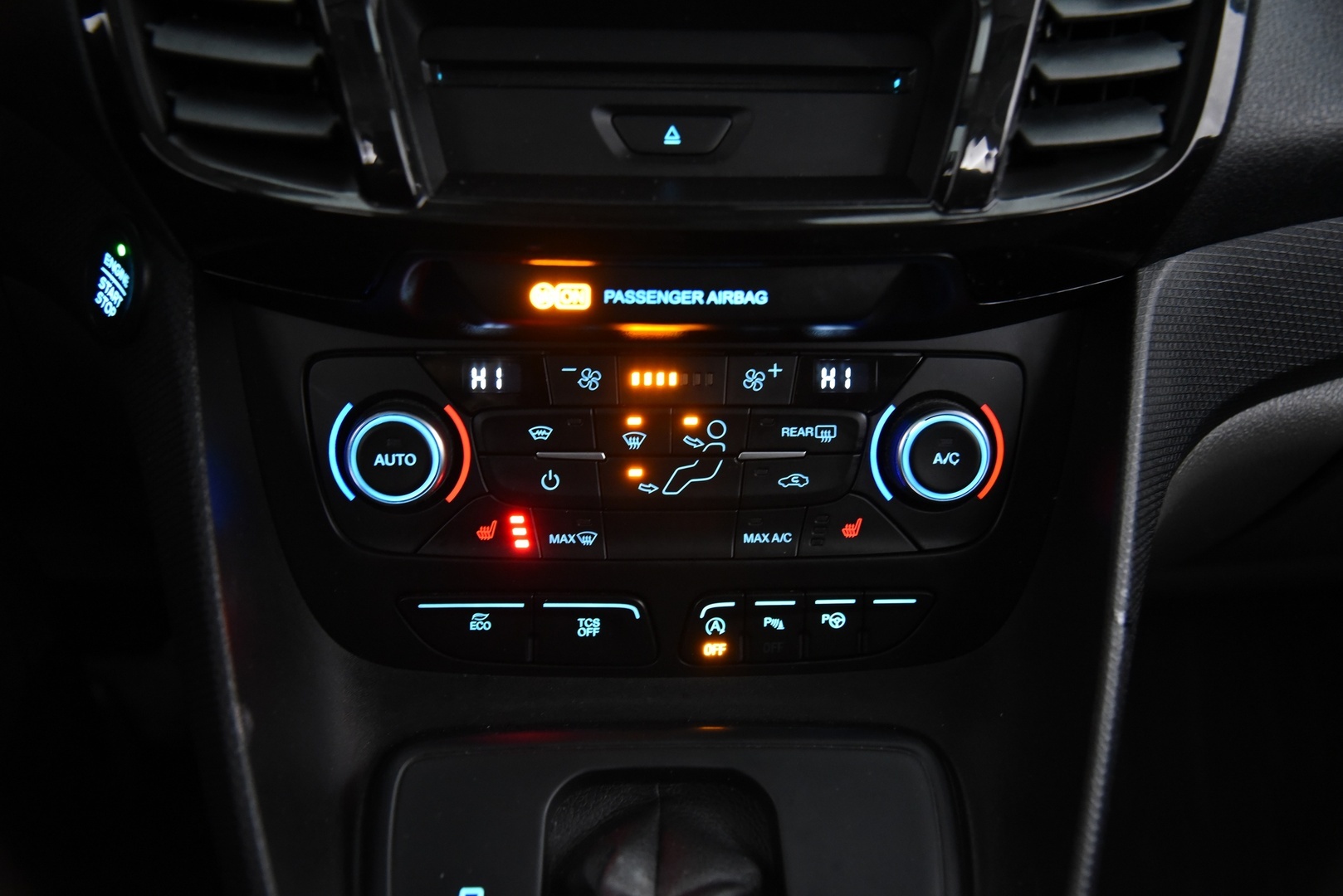 FORD Grand Tourneo Connect 2018