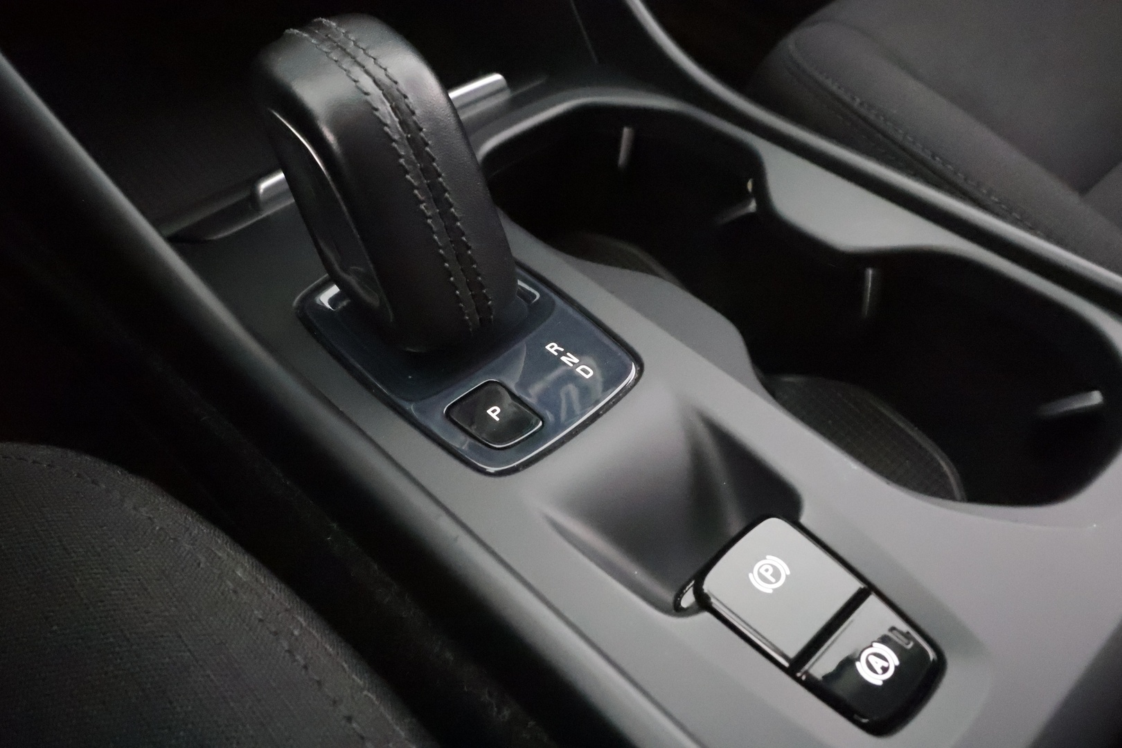 VOLVO XC40 2019