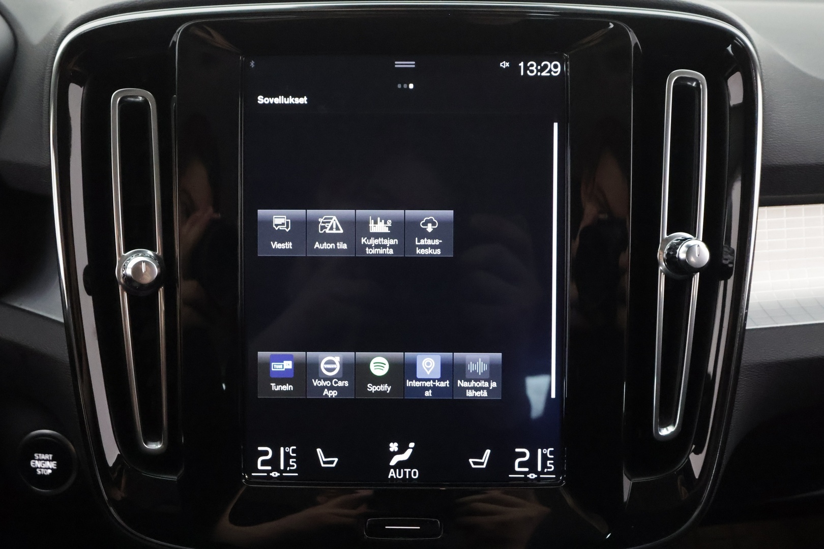 VOLVO XC40 2019