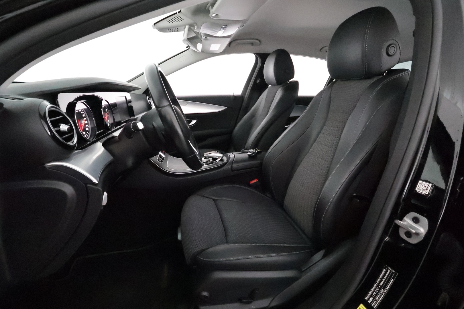 MERCEDES-BENZ E 2019