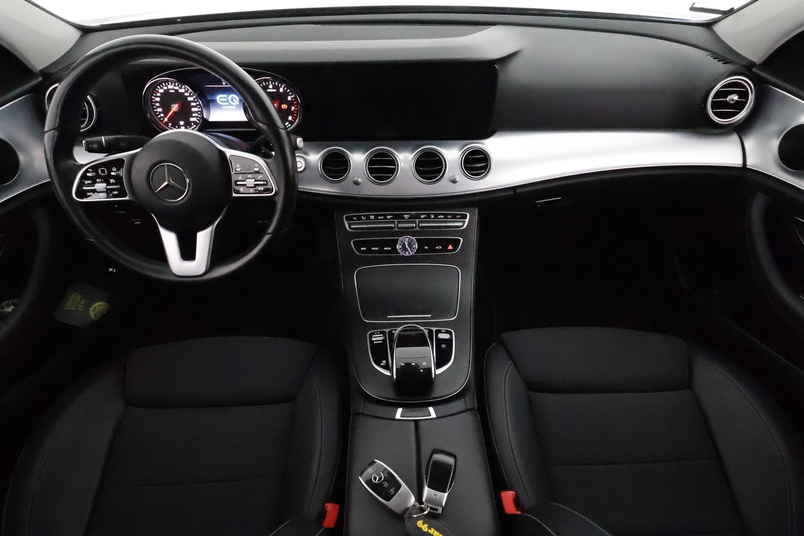 MERCEDES-BENZ E 2019