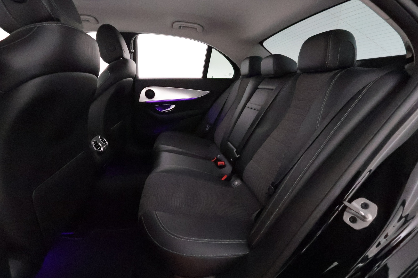 MERCEDES-BENZ E 2019