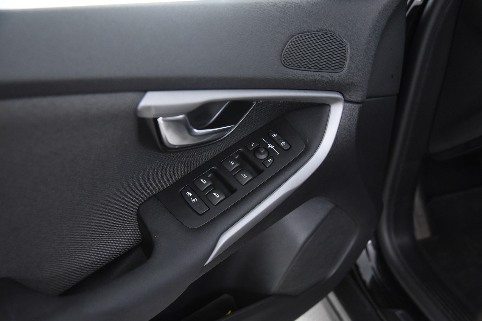 VOLVO V40 Cross Country 2018