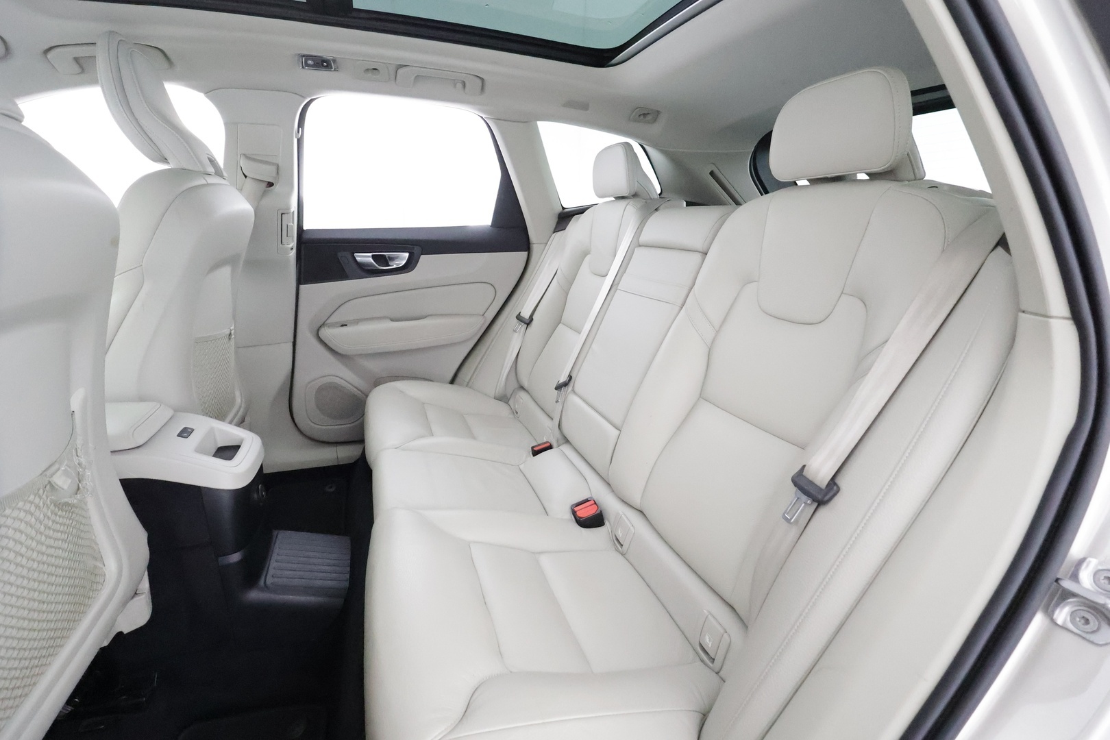 VOLVO XC60 2021