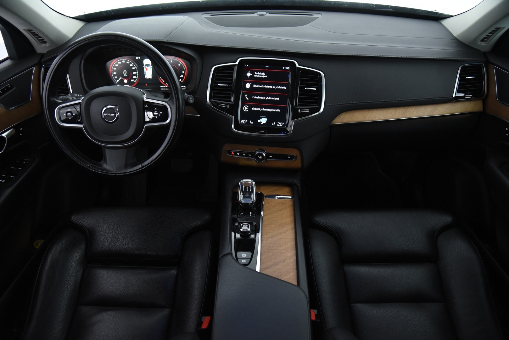 VOLVO XC90 2022
