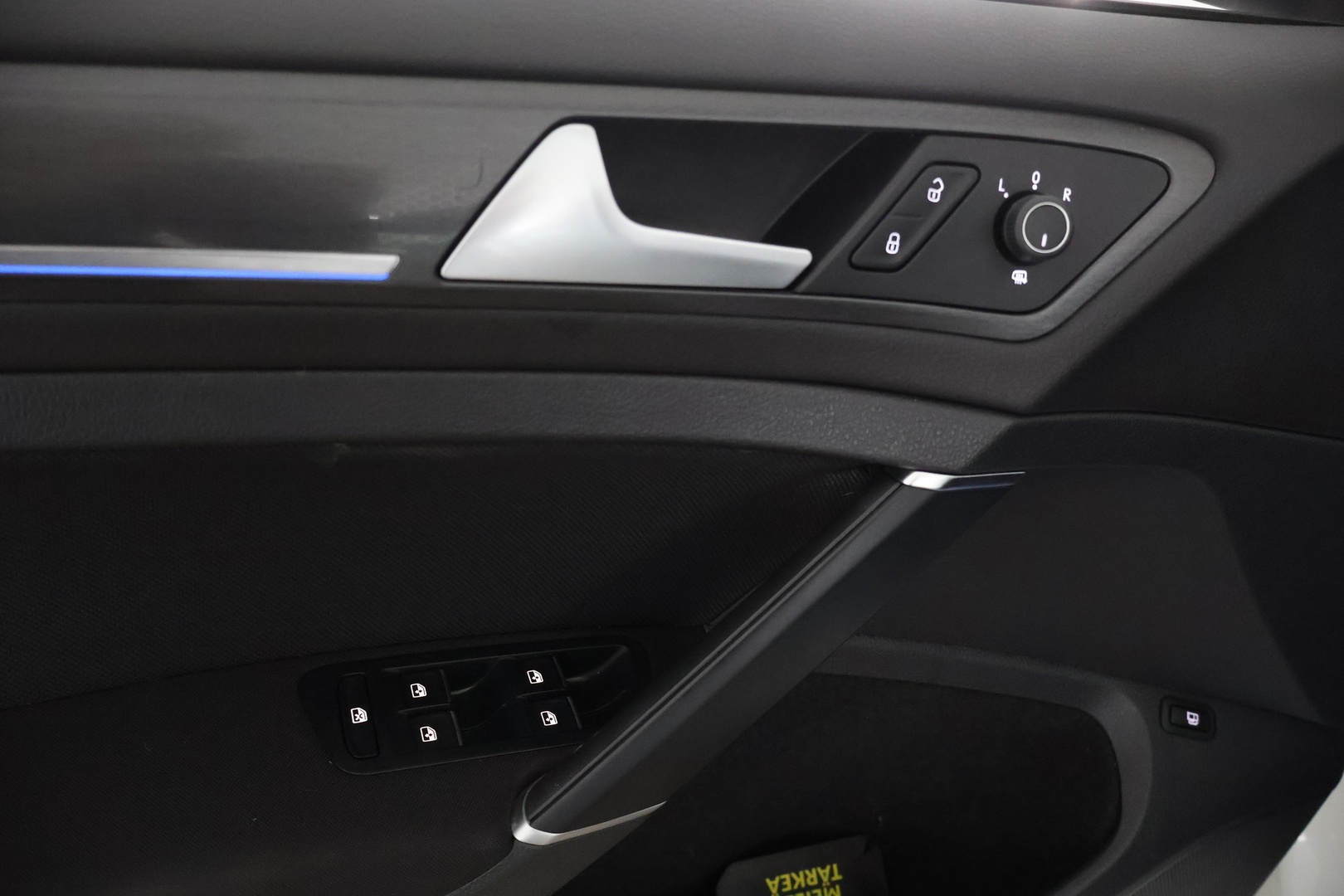 VOLKSWAGEN GOLF 2020