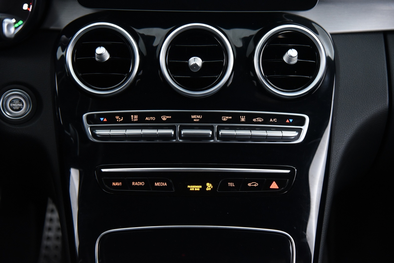 MERCEDES-BENZ C 2021