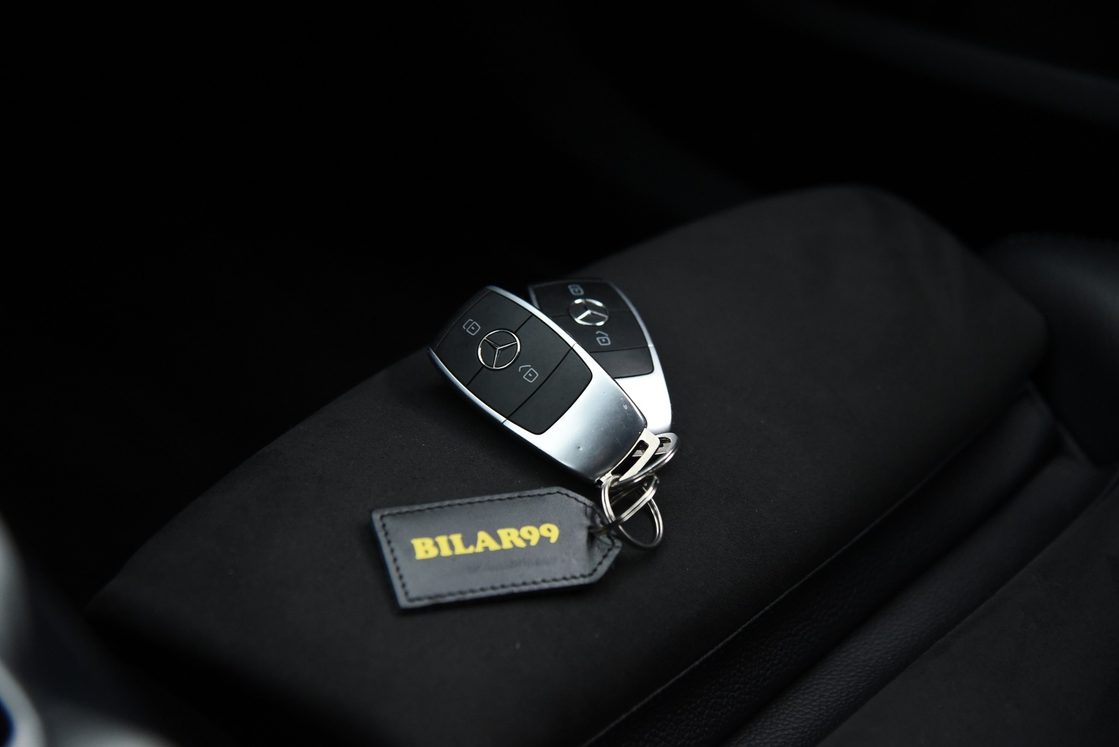 MERCEDES-BENZ C 2021