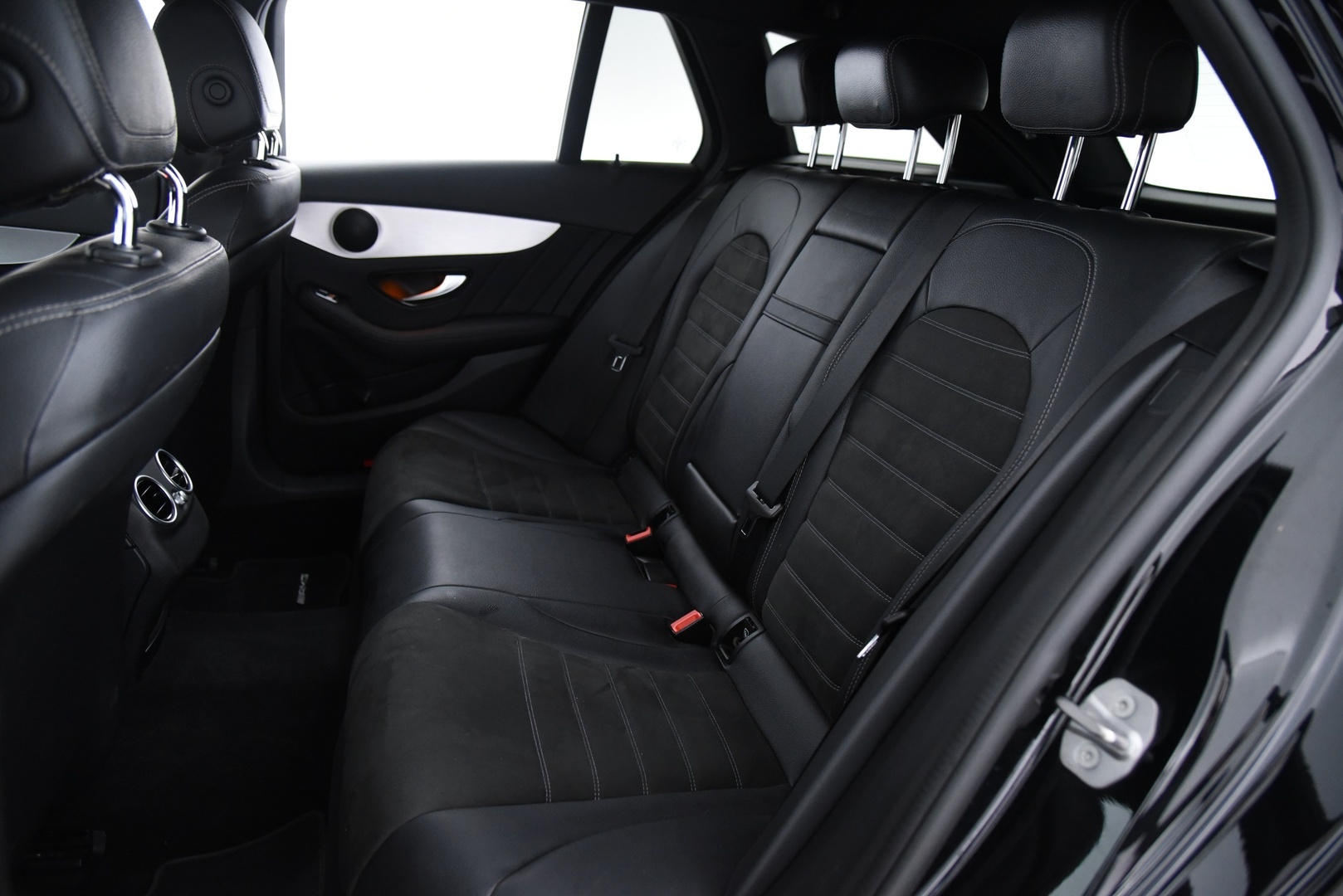 MERCEDES-BENZ C 2021