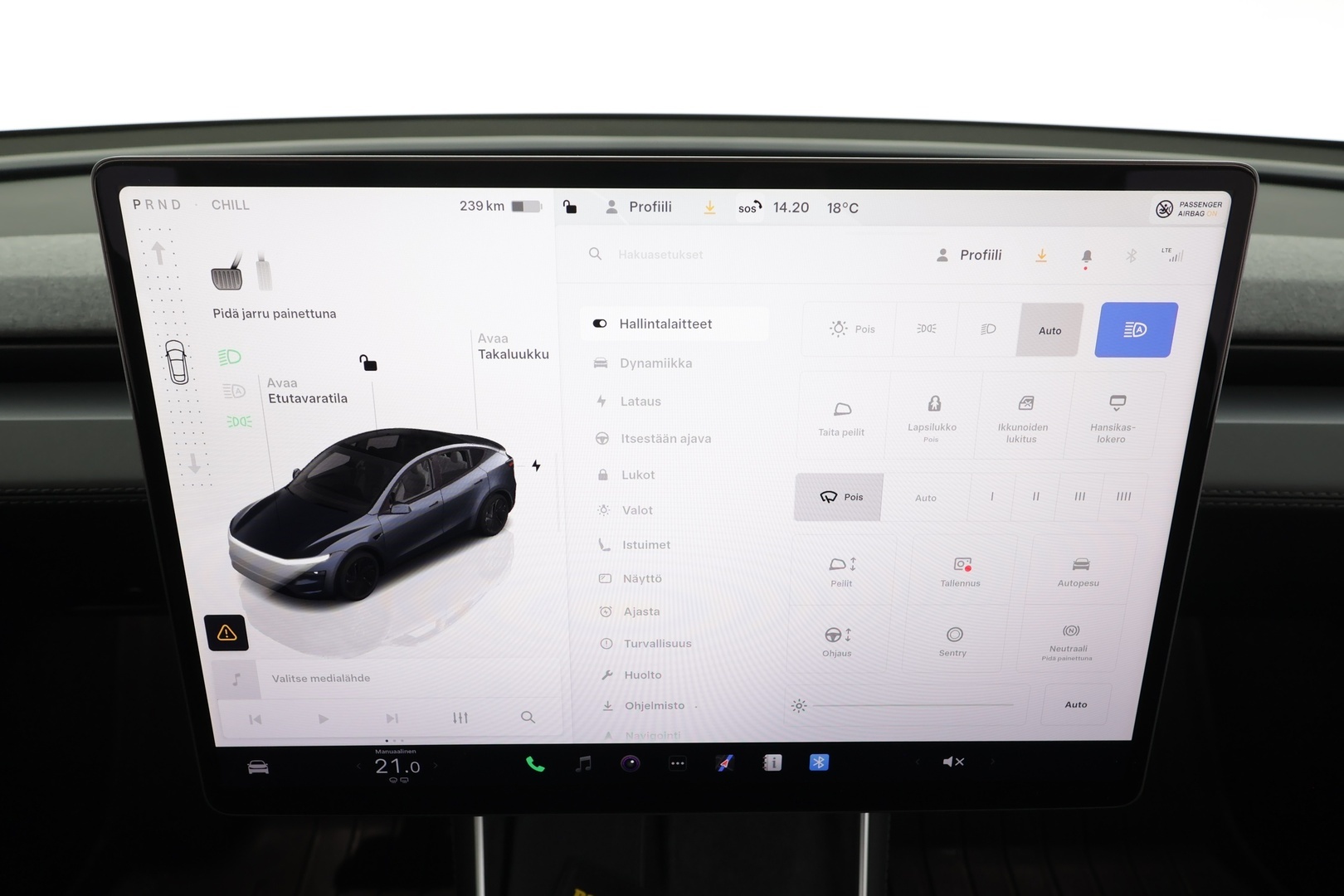 TESLA Model Y 2025