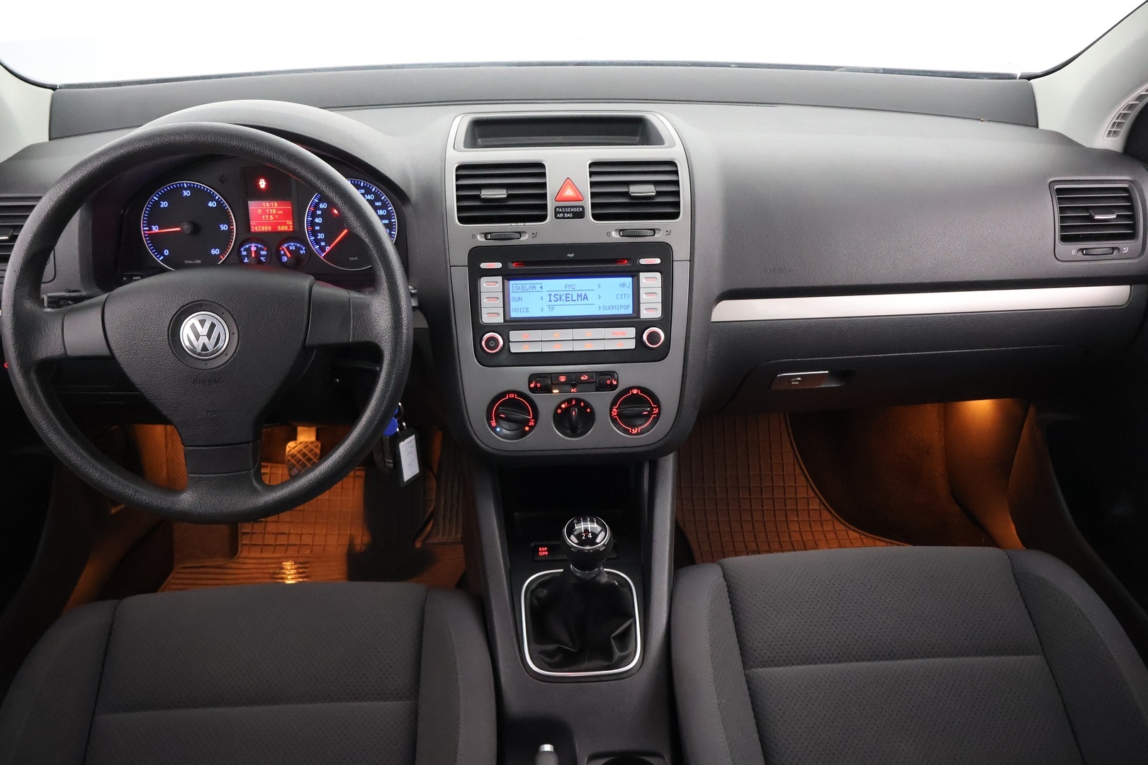 VOLKSWAGEN Golf 2008