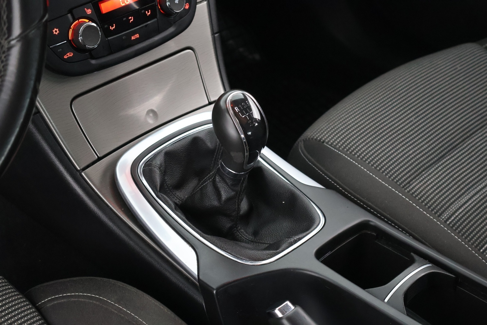 OPEL Insignia 2012
