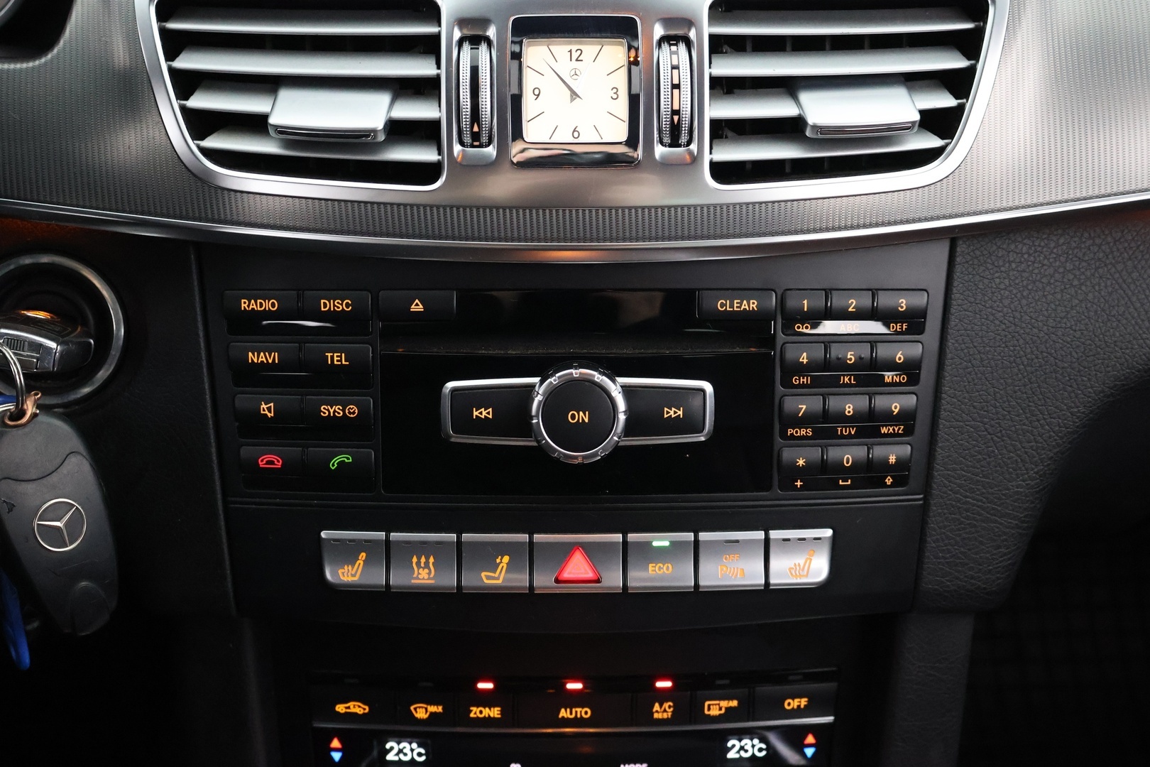 MERCEDES-BENZ E 2013