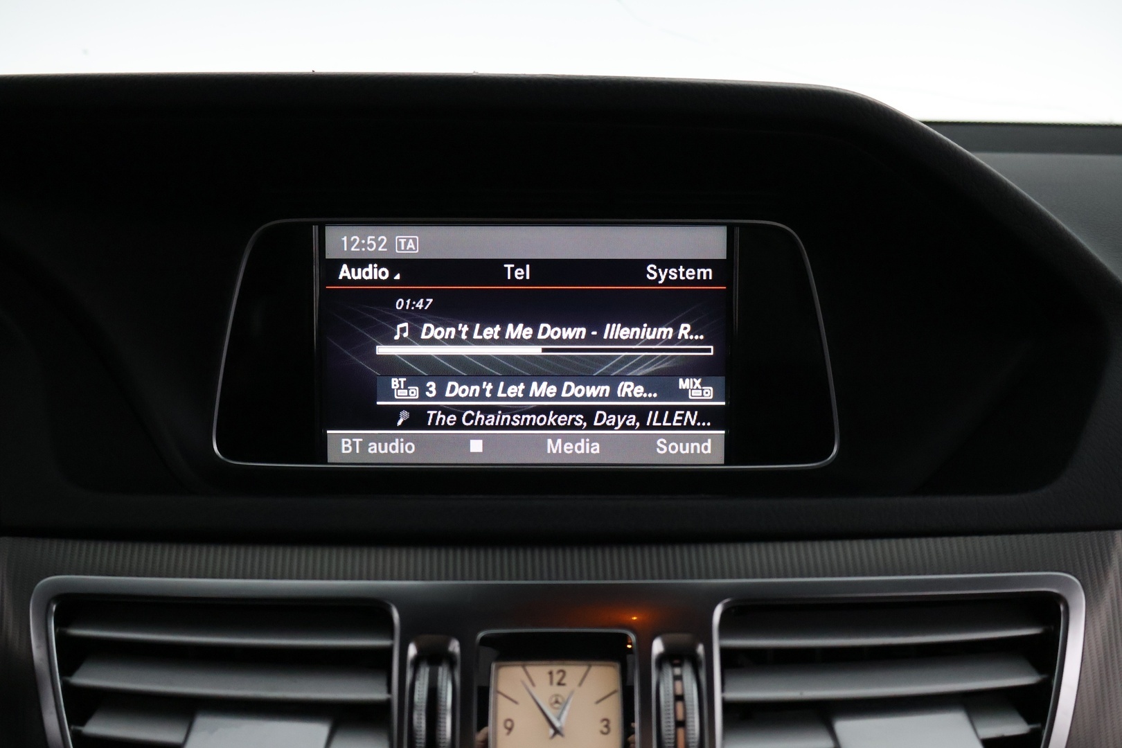 MERCEDES-BENZ E 2013