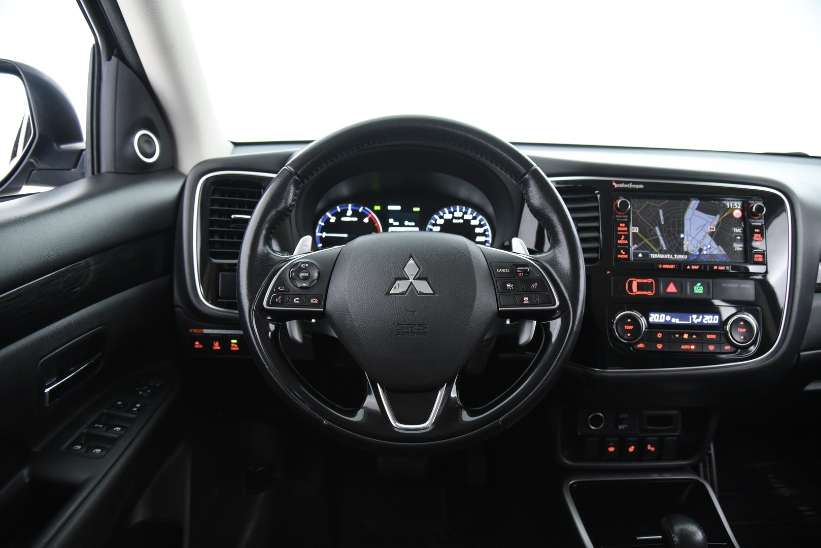 MITSUBISHI Outlander 2017