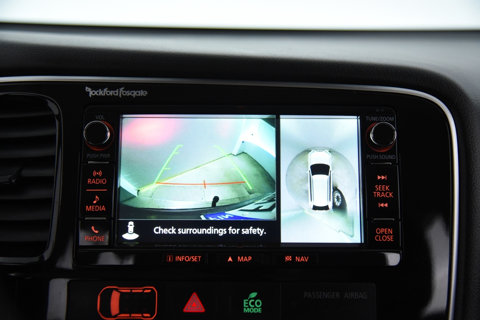 MITSUBISHI Outlander 2017