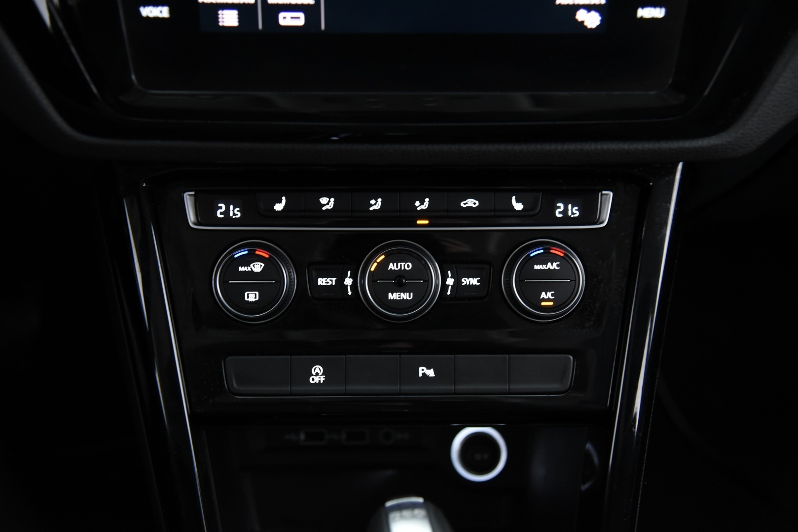 VOLKSWAGEN Touran 2019