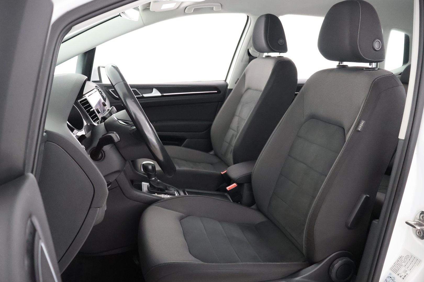 VOLKSWAGEN Golf Sportsvan 2019