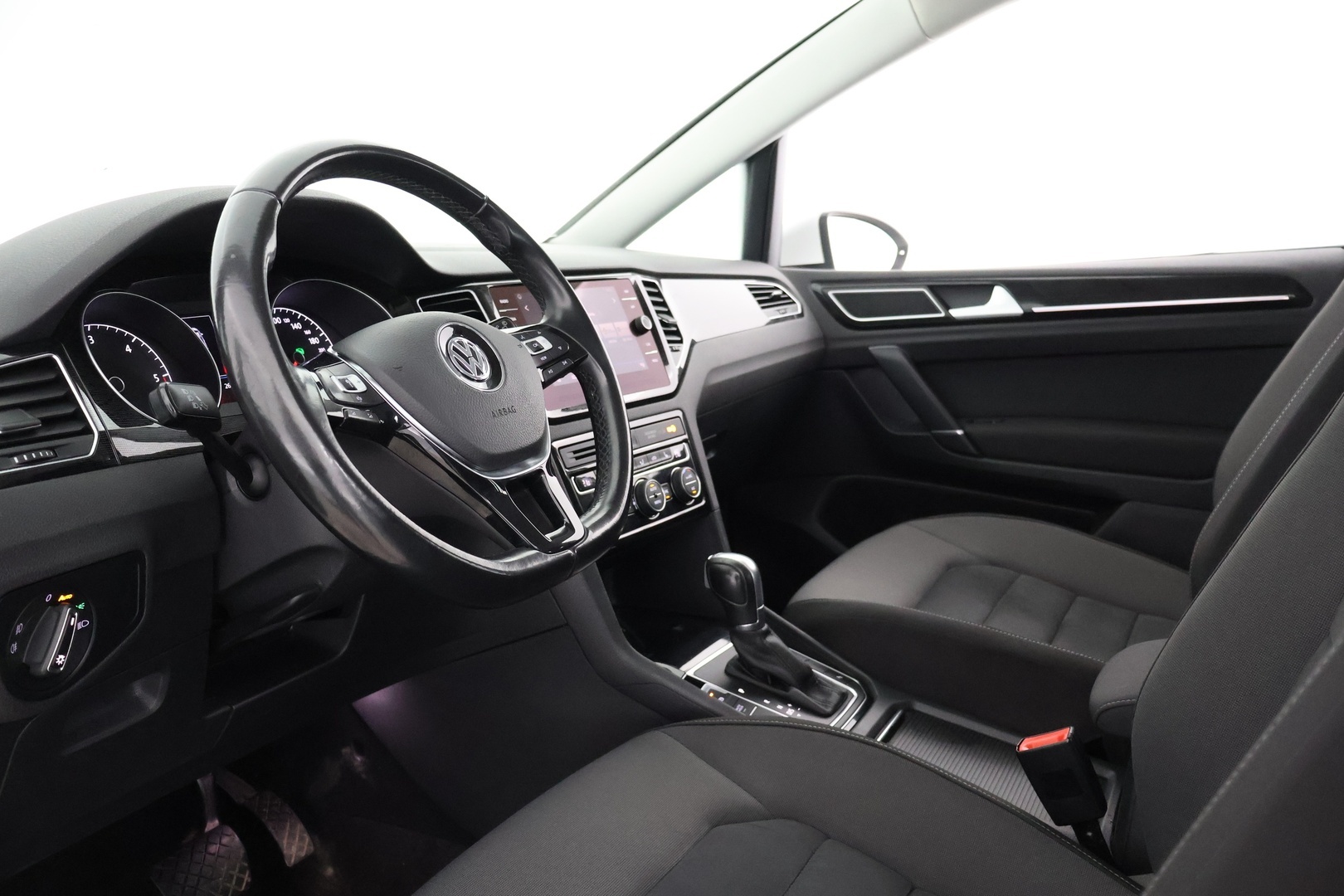 VOLKSWAGEN Golf Sportsvan 2019