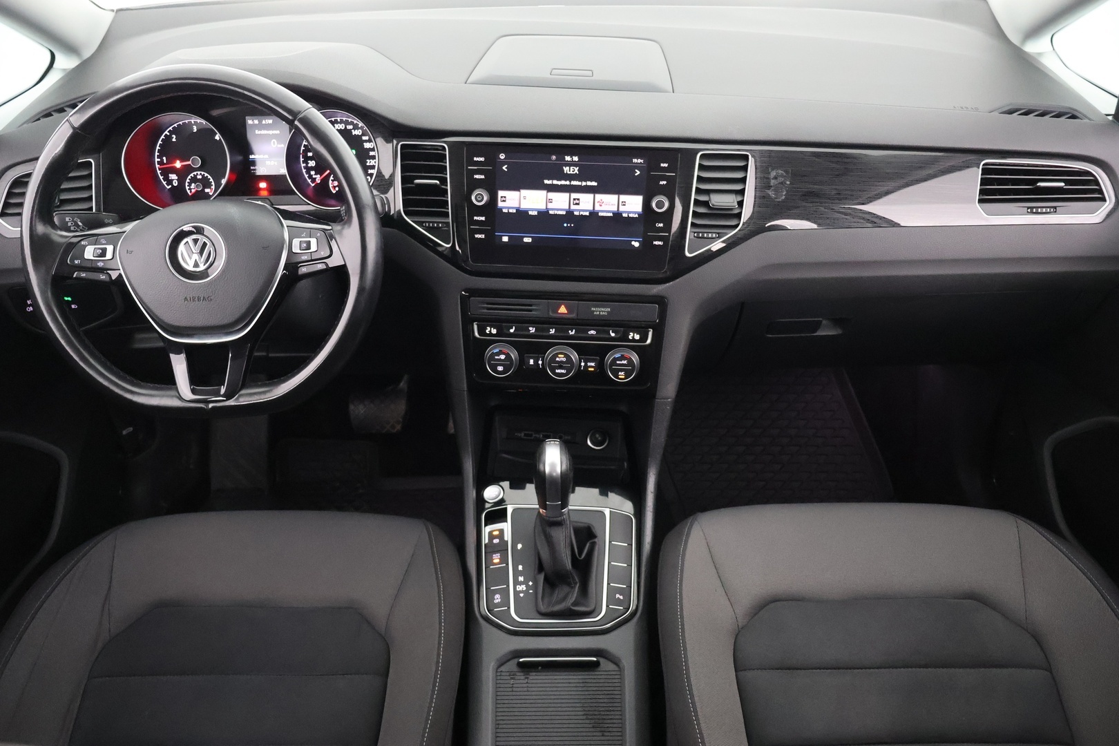 VOLKSWAGEN Golf Sportsvan 2019