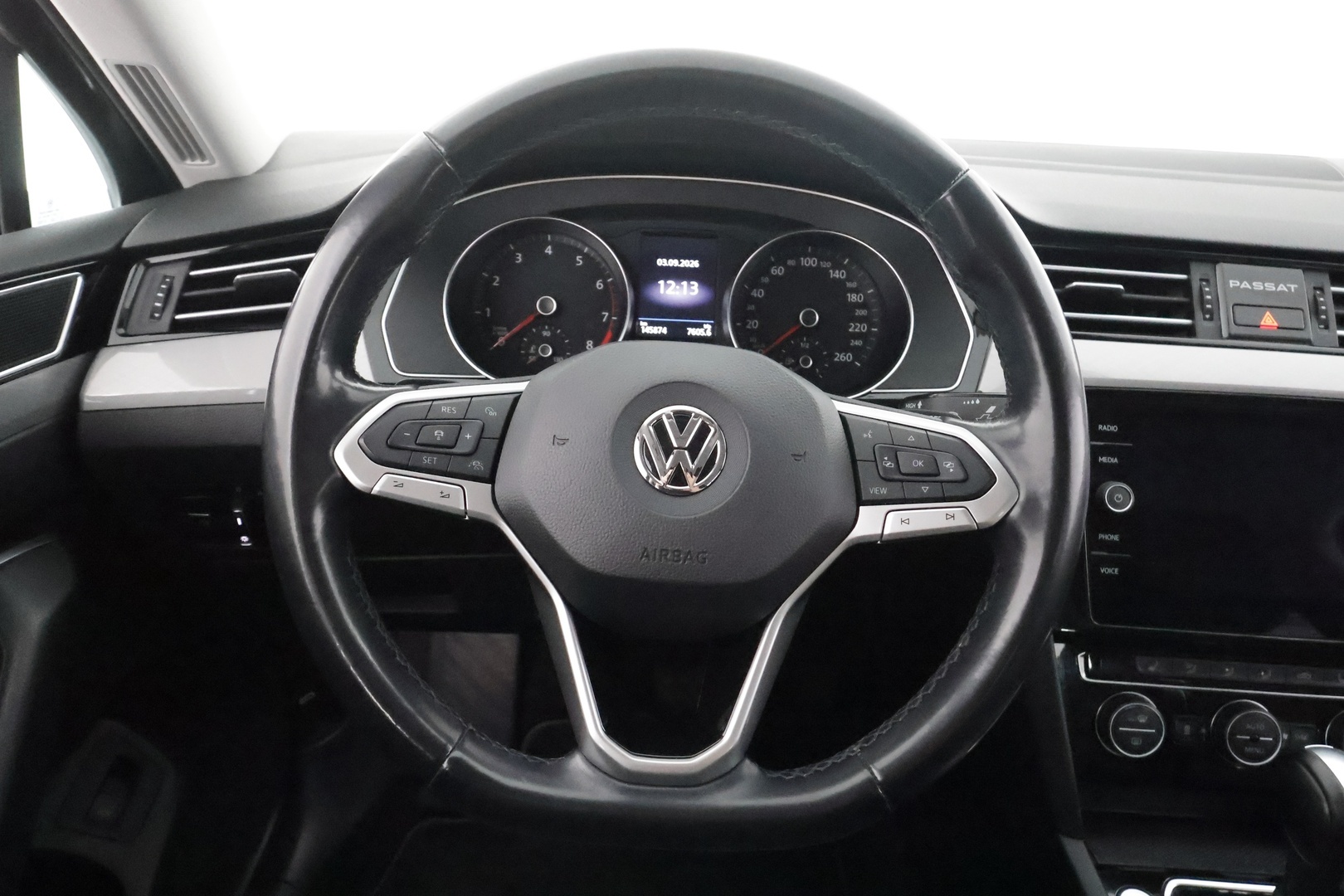 VOLKSWAGEN Passat 2020