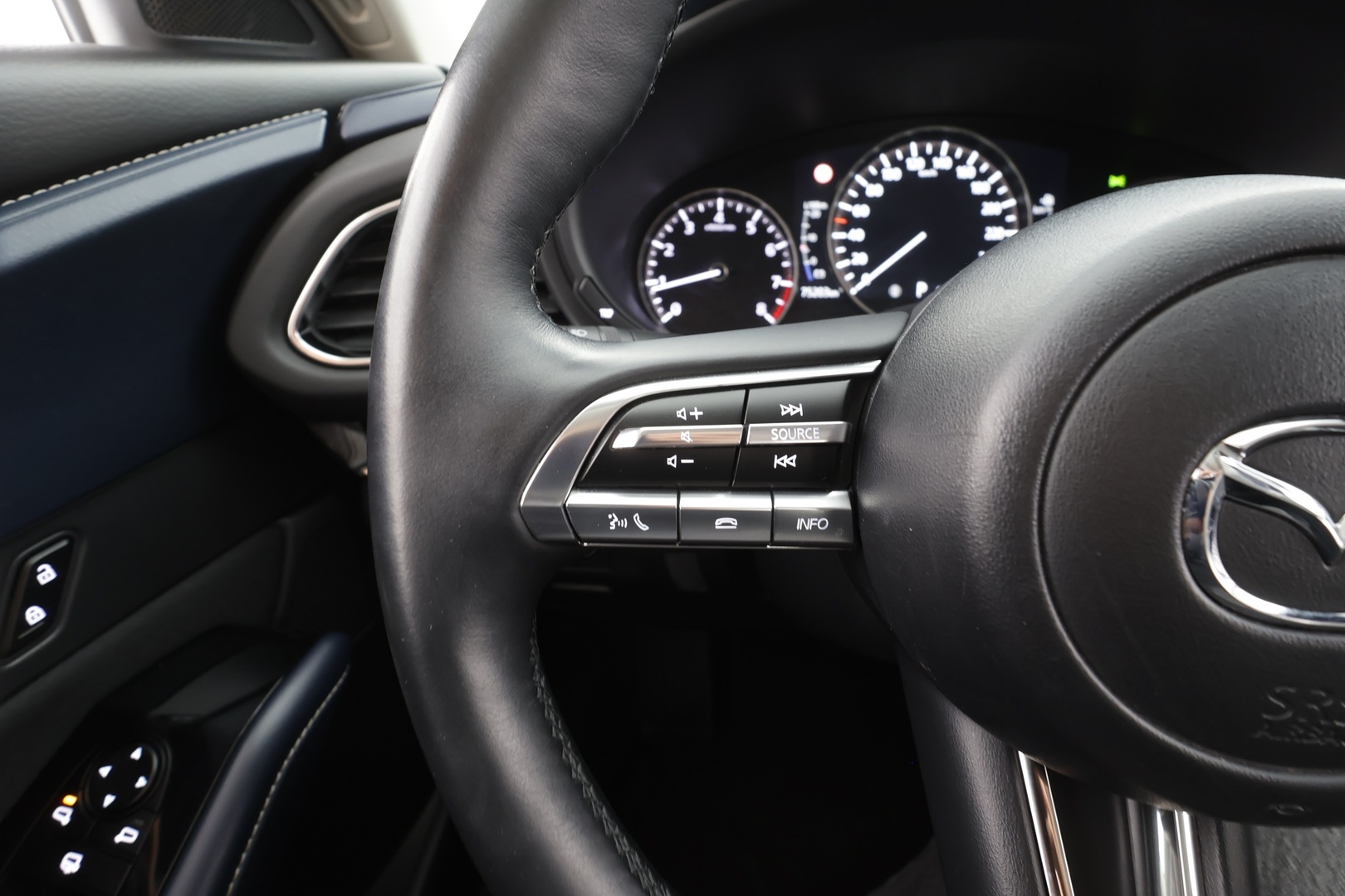 MAZDA CX-30 2020
