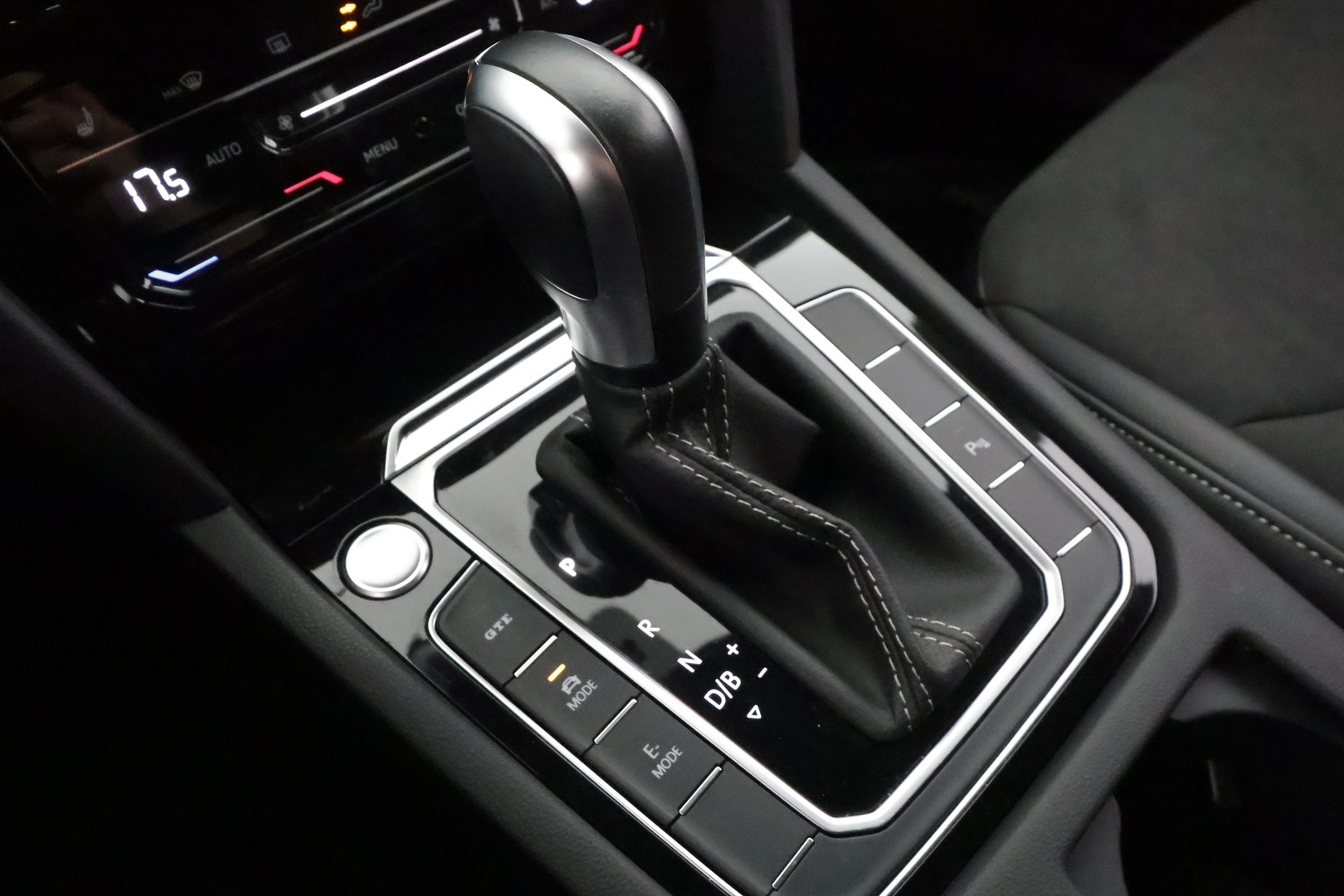 VOLKSWAGEN Arteon 2021