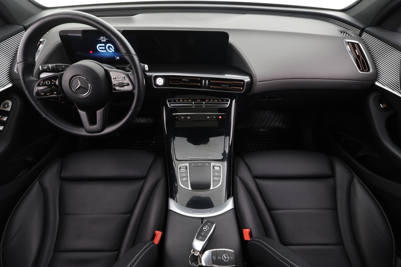 MERCEDES-BENZ EQC 2022