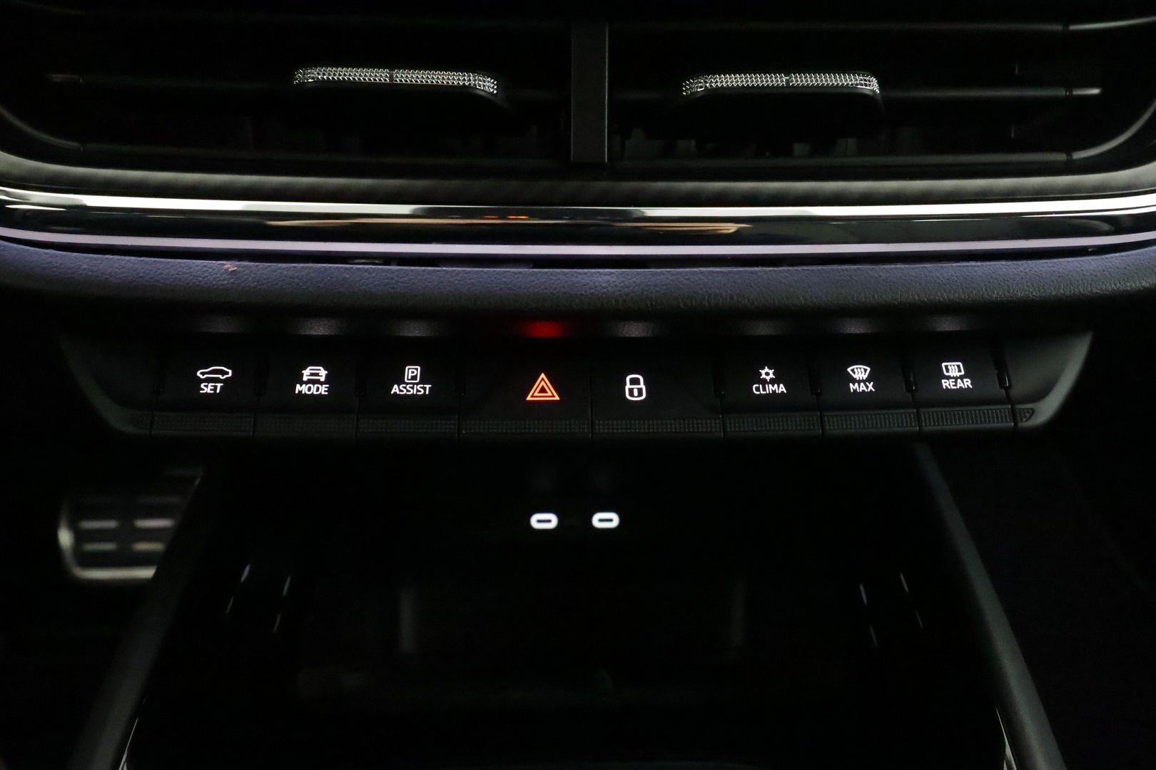 SKODA Enyaq 2023