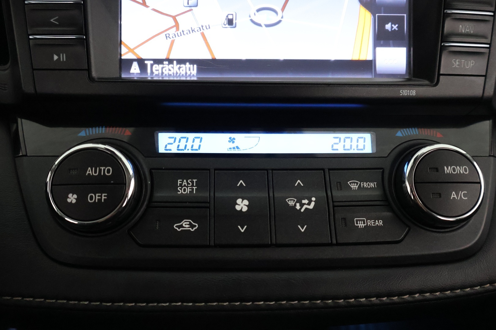 TOYOTA RAV4 2017