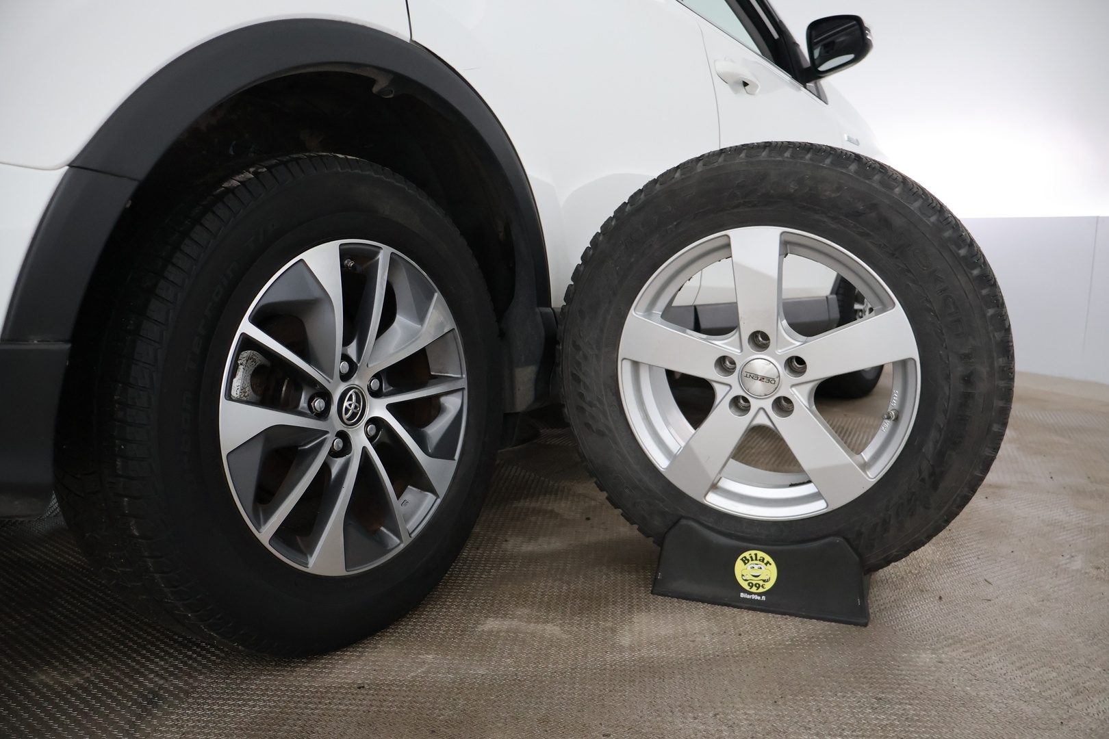 TOYOTA RAV4 2017