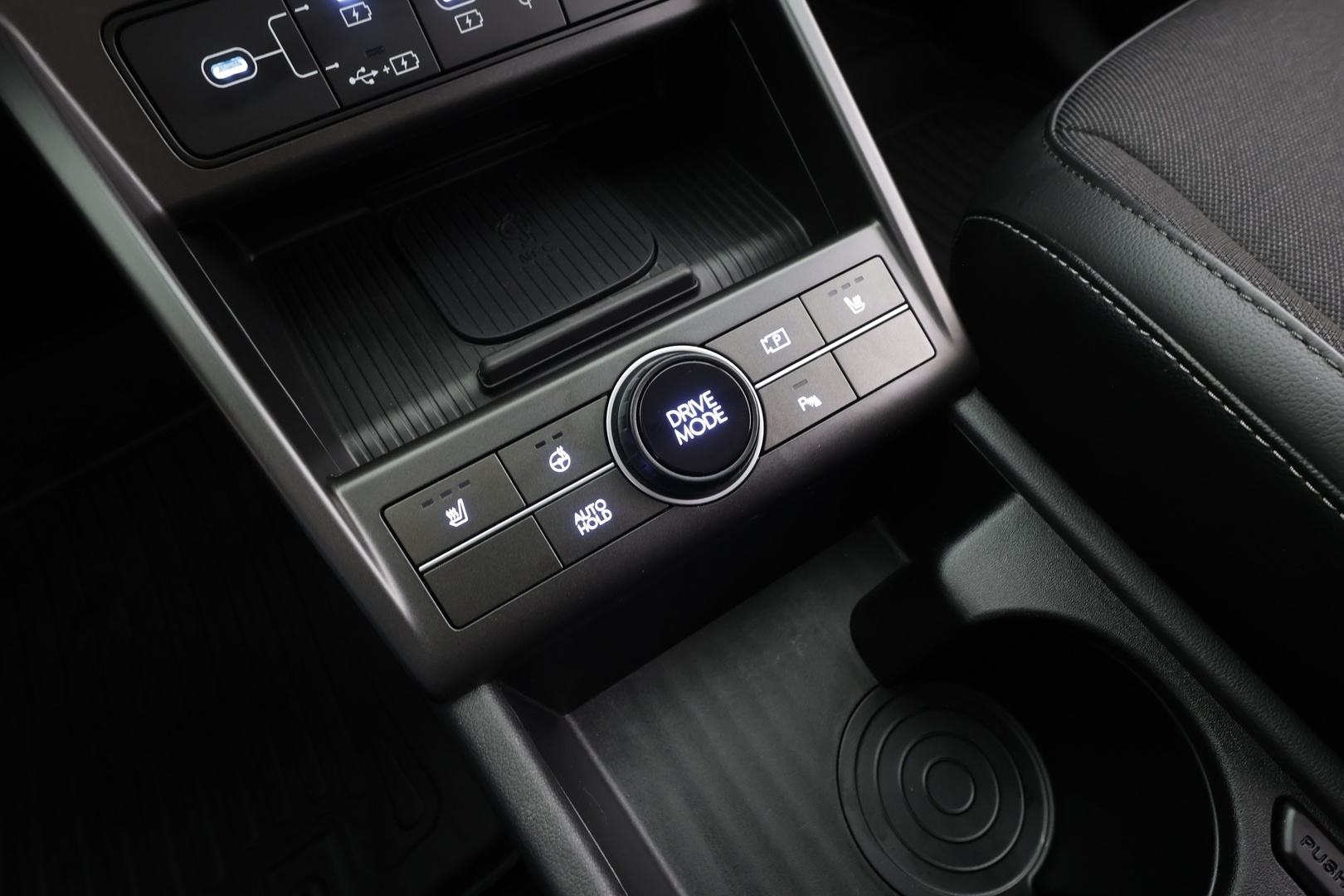 HYUNDAI KONA Electric 2024
