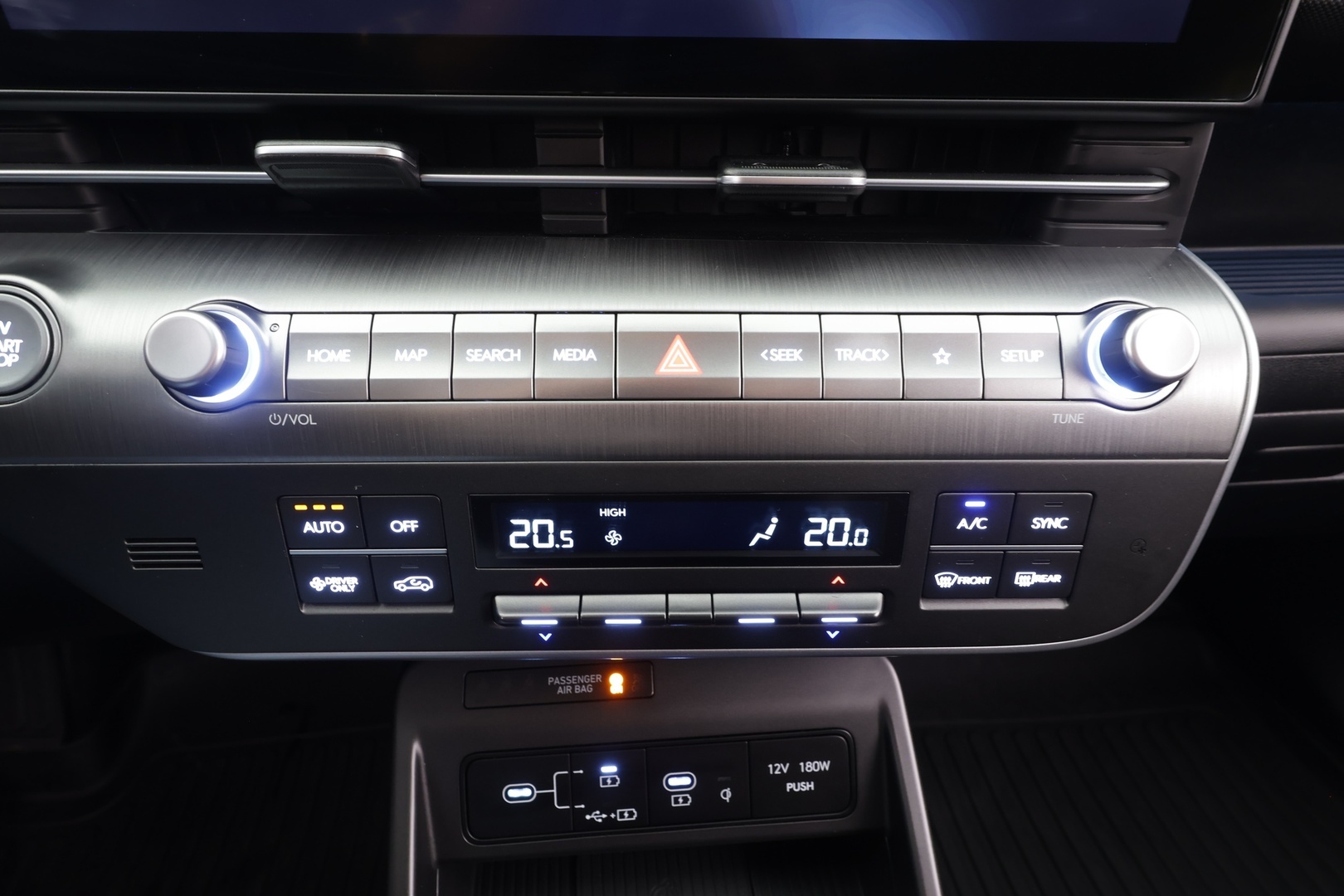 HYUNDAI KONA Electric 2024