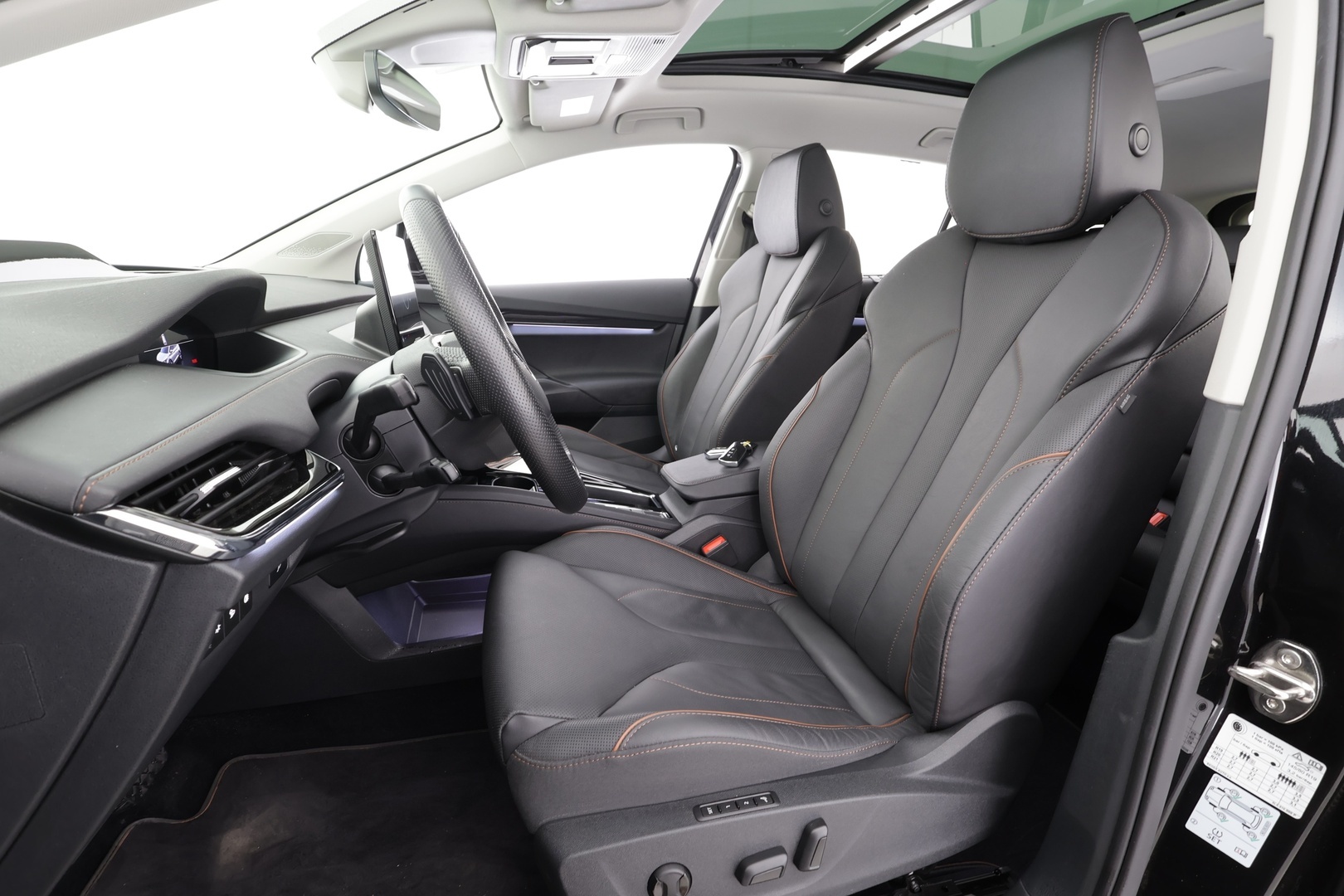 SKODA Enyaq 2022