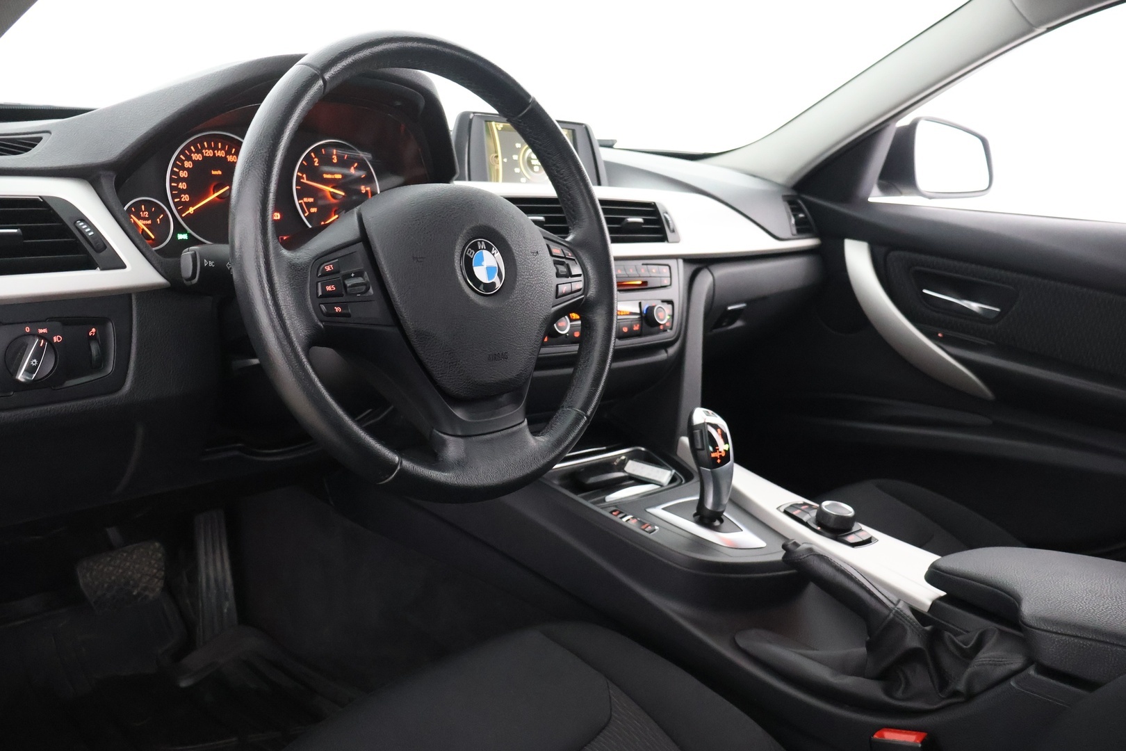 BMW 318 2014