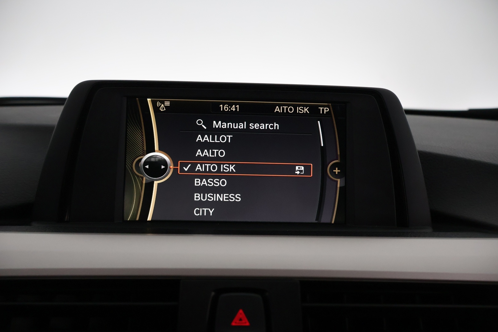 BMW 318 2014