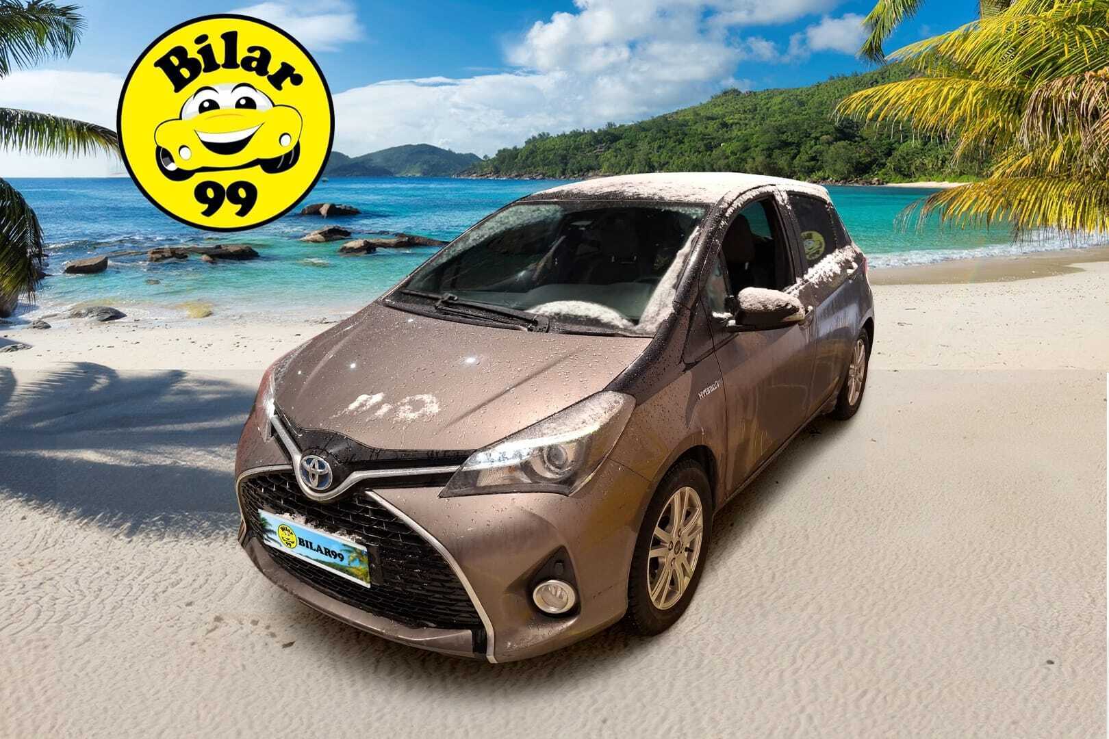 TOYOTA Yaris 2016