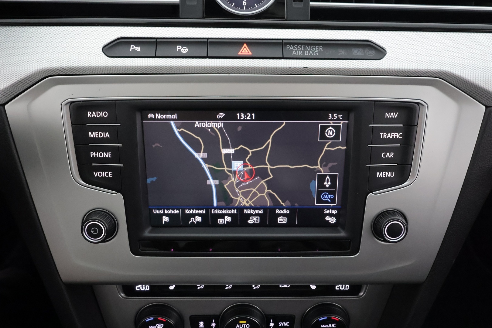 VOLKSWAGEN Passat 2017