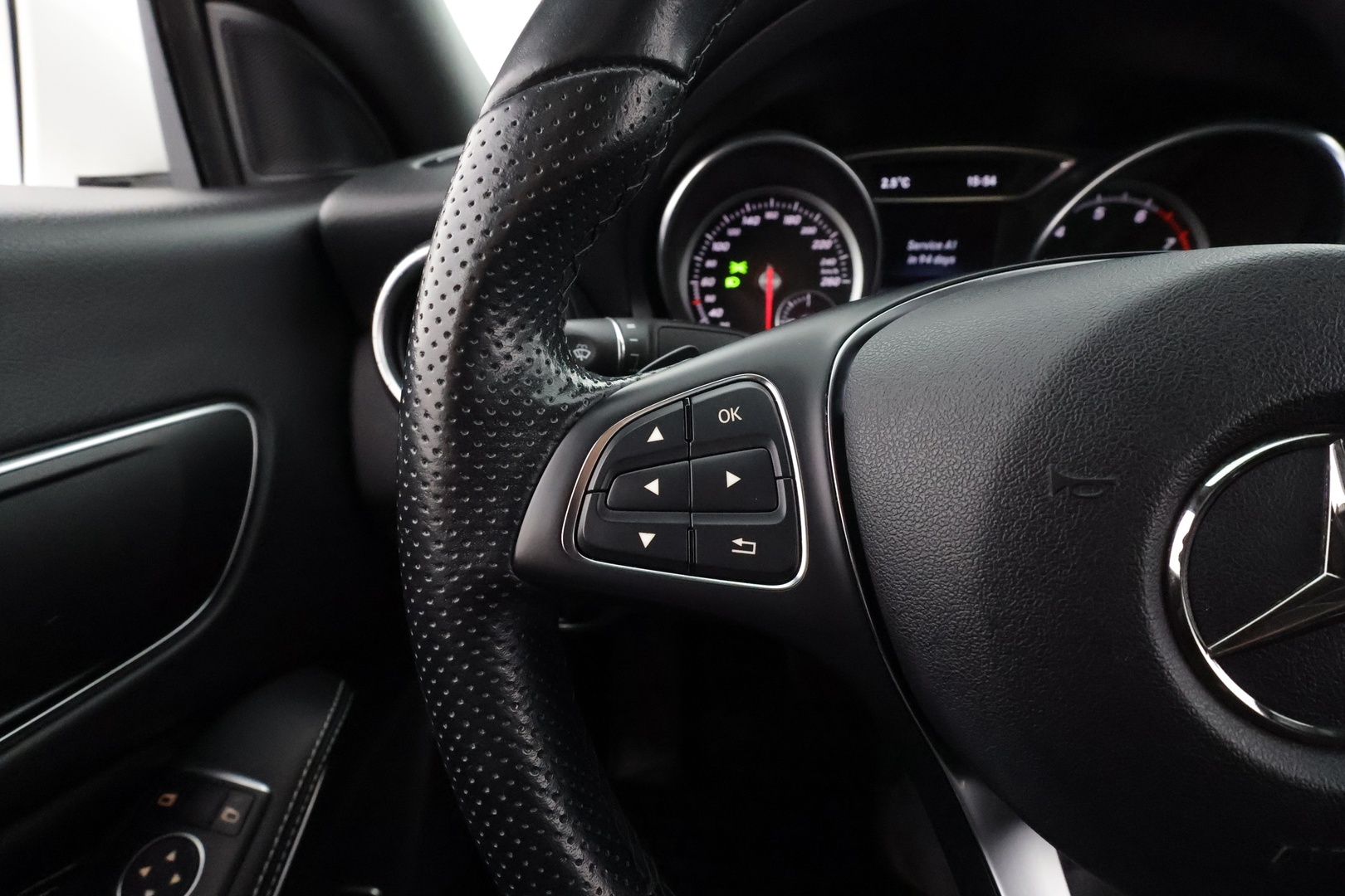 MERCEDES-BENZ CLA 2019