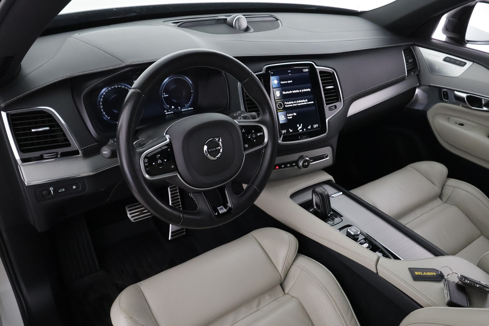 VOLVO XC90 2020