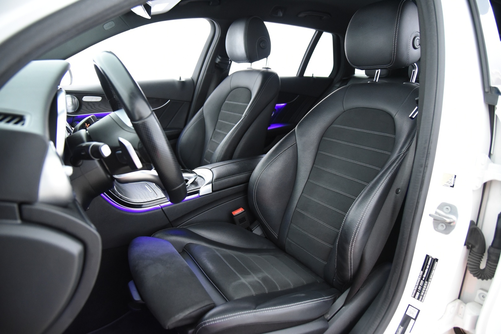 MERCEDES-BENZ C 2020