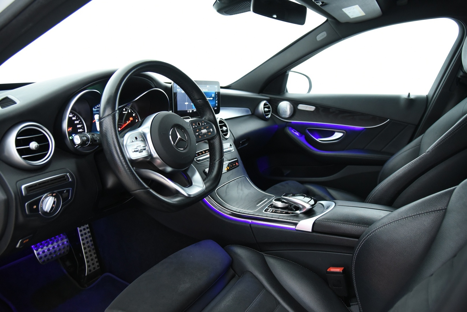 MERCEDES-BENZ C 2020