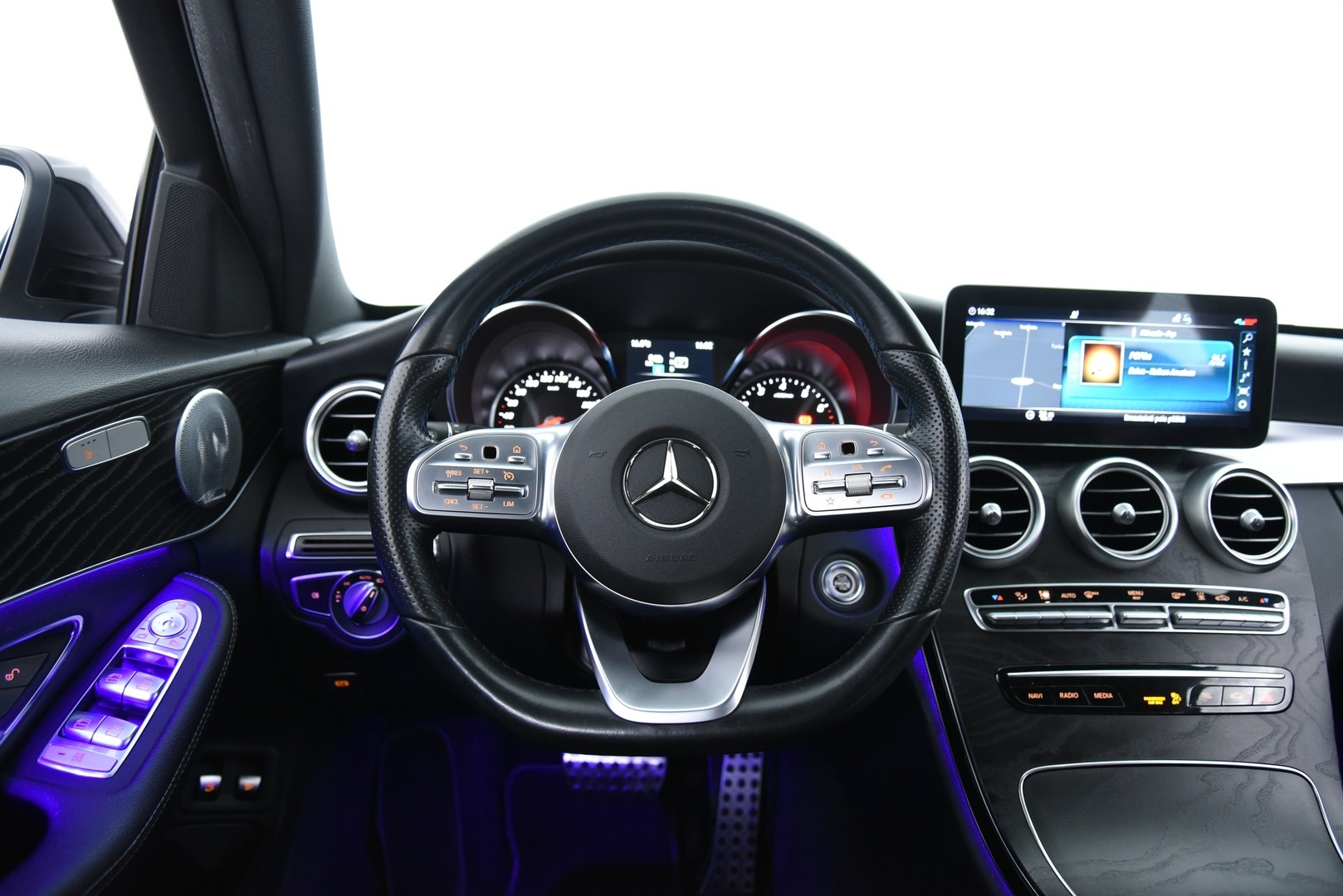 MERCEDES-BENZ C 2020