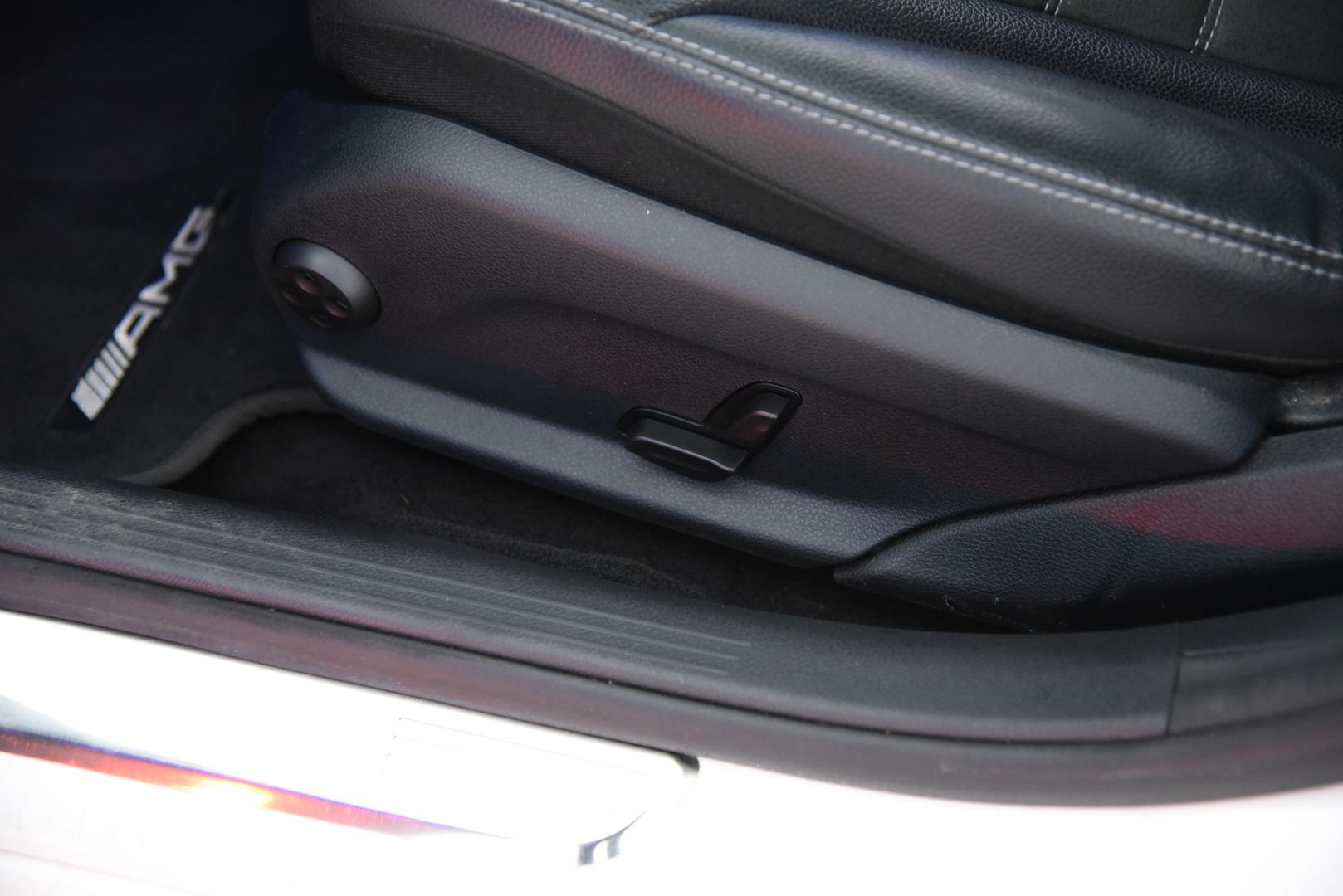 MERCEDES-BENZ C 2020